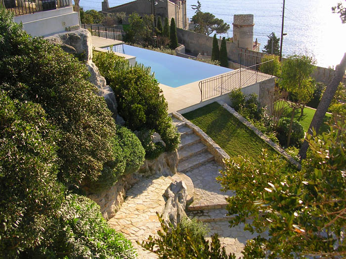 création jardin méditerranéen Carqueiranne paysagiste Var
